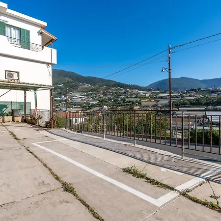 Graziosa Residenza In Collina 아파트 산레모