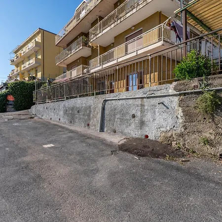 Graziosa Residenza In Collina Apartment *