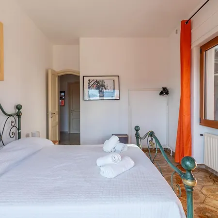Graziosa Residenza In Collina Sanremo